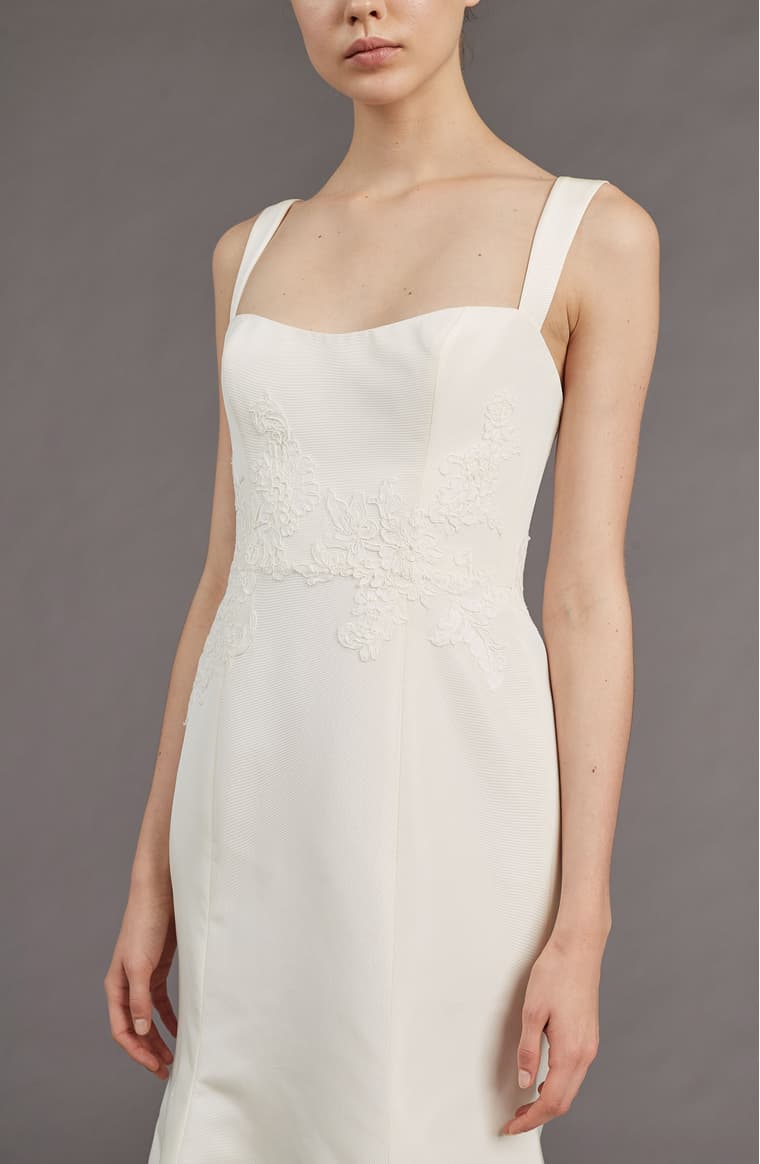 Amsale Wedding Dress White Mave Silk Blend Mermaid Gown Sample Size 10 - dealzify.com