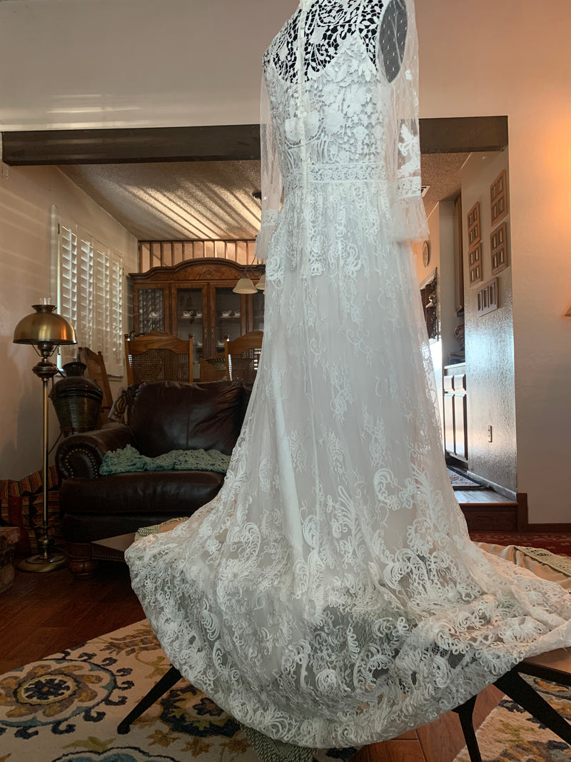 Pronovias Wedding Dress Boho Edet Sample Size 12