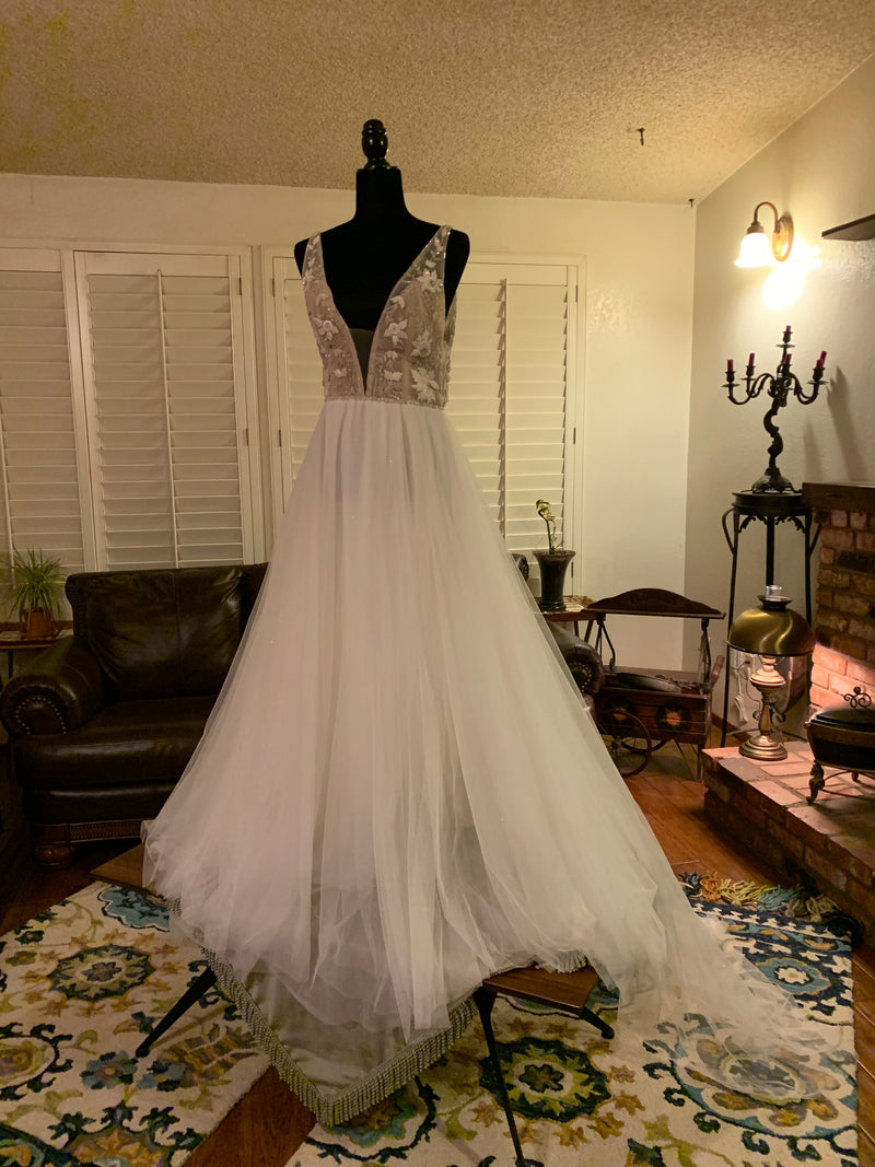 Lazaro Roxana Bridal gown  Ivory sparkle net A-line 3858 size 14